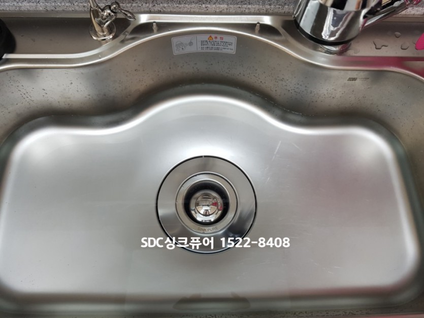 bd9a1afaeb75883cd9237a07de74ed20_1539090399_03.jpg