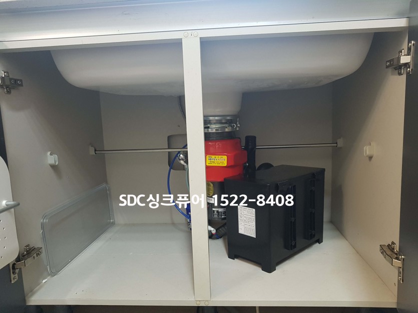 bd9a1afaeb75883cd9237a07de74ed20_1539092390_09.jpg